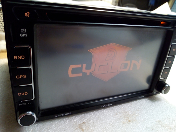 Неправильные цвета экрана магнитолы Cyclon MP-7020GPS