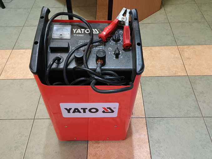 Ремонт зарядного YATO YT-83062. На выходе ноль
