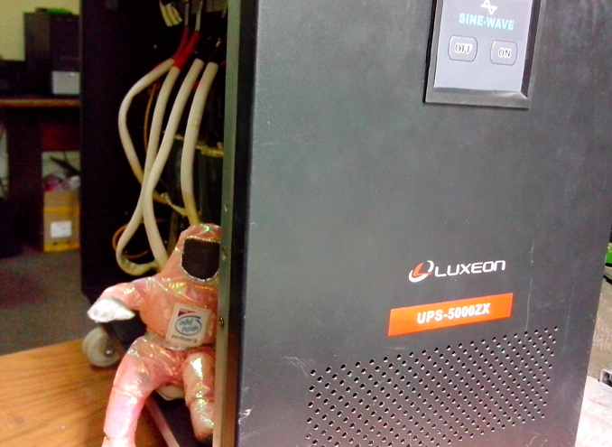 Ремонт ИБП Luxeon UPS-5000ZX