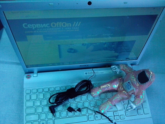 Ремонт ноутбука Sony Vaio PCG-71211V после падения. Замена разъема питания материнской платы