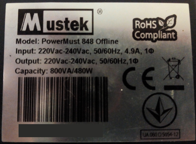 Отключается с новой батареей Mustek PowerMust 848 Offline