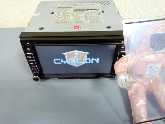 Зависает автомагнитола Cyclon MP-7020GPS
