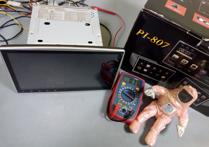 Ремонт автомагнитолы PI-807 с неисправностью разряжает аккумулятор