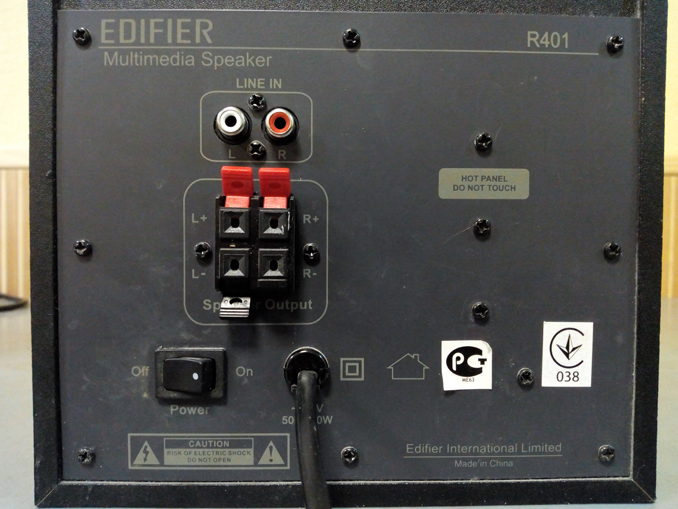 Ремонт акустической системы Edifier R401. Фон в компьютерных колонках