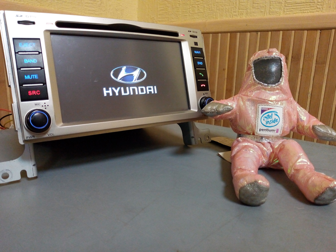 Ремонт автомагнитолы Winca Hyundai Santa Fe. Не работают USB, CD, GPS