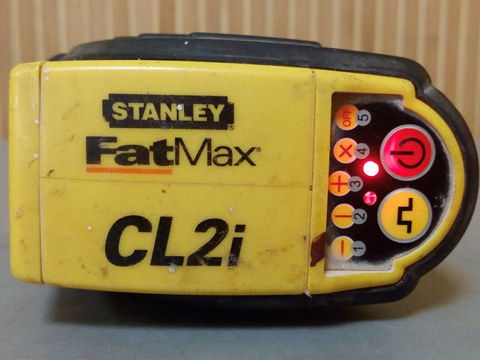 Не включается лазерный нивелир Stanley FatMax CL2i