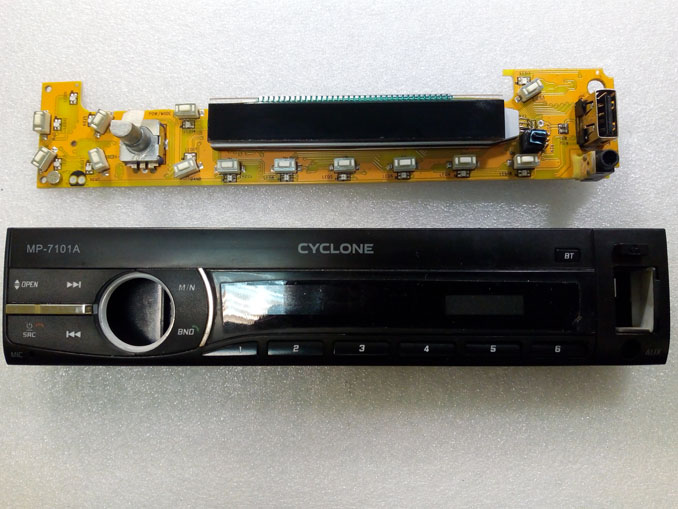 Ремонт автомагнитолы Cyclone MP-7101A. Не работает сенсор и USB