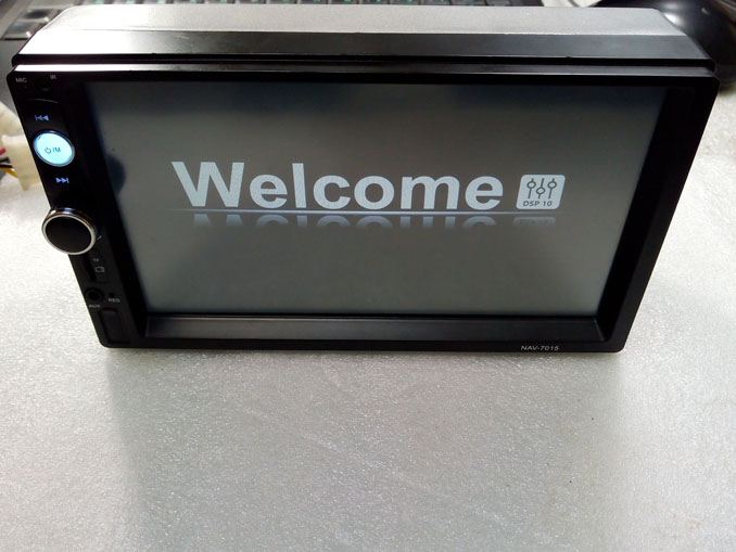 Welcome и черный экран автомагнитолы NAV-7015 Car MP5