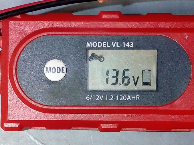 Не заряжает аккумулятор зарядное устройство Voin VL-143