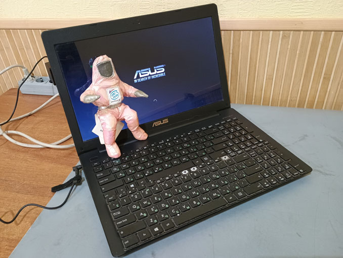Ремонт ноутбука Asus R515MA-SX688B. Не включается