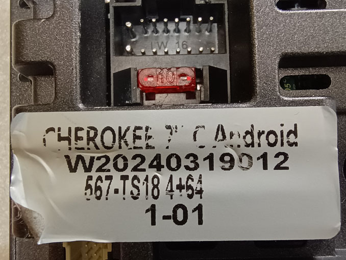 Ремонт автомагнитолы Android Cherokee. Не включается