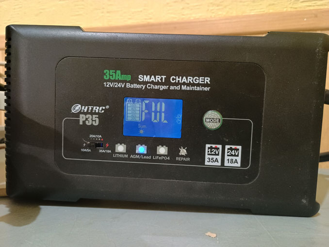 Ремонт Smart Charger HTRC P35. Не заряжает батарею